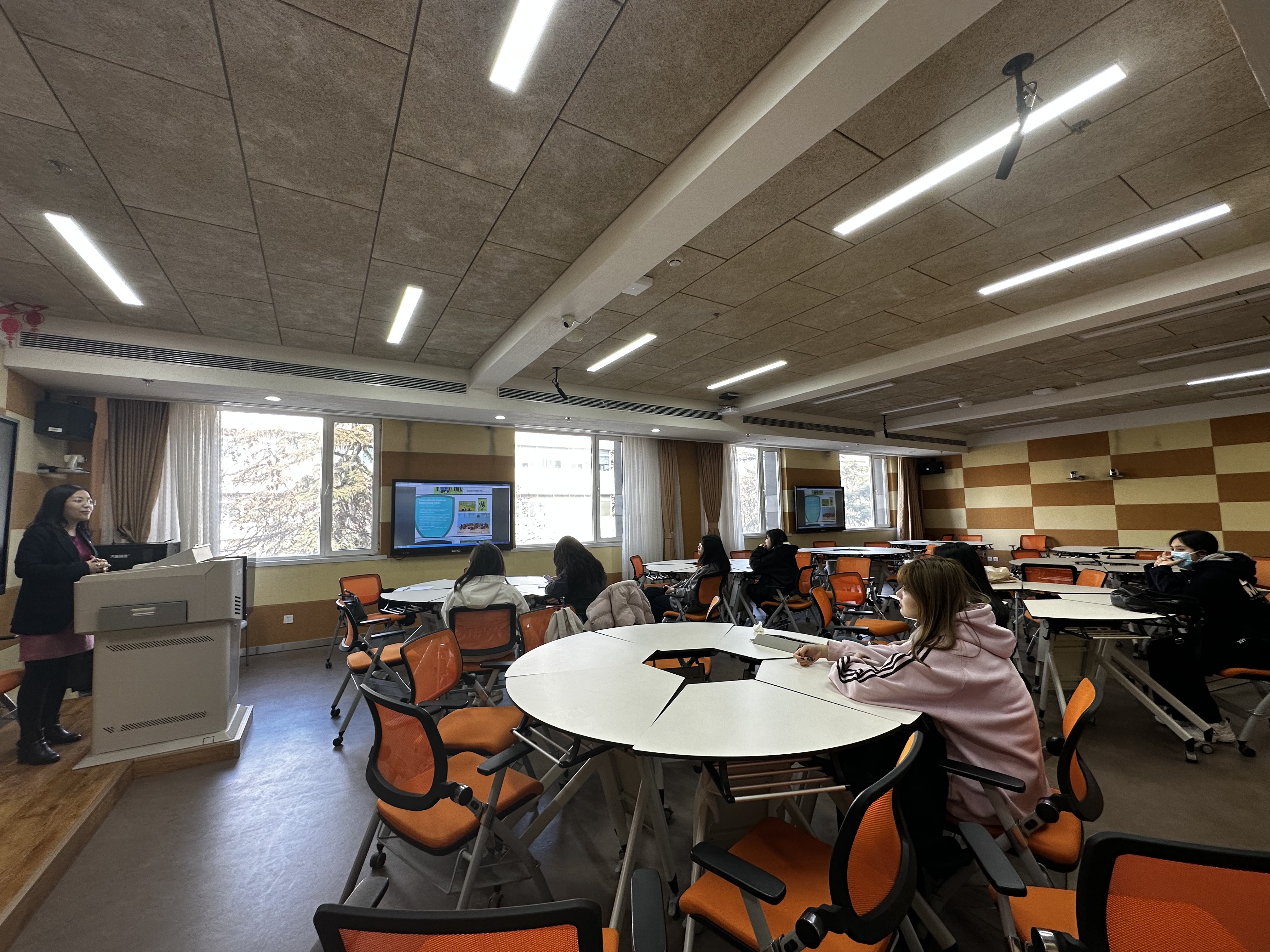 b666af649e101c94edb1fda44cf6e89b_